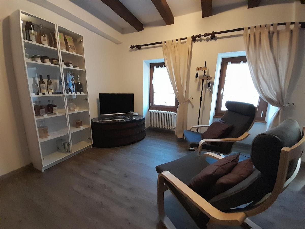Studio Chez Un Vigneron Au Village Au 2Eme Etage Sans Ascenseur Villeneuve Ngoại thất bức ảnh