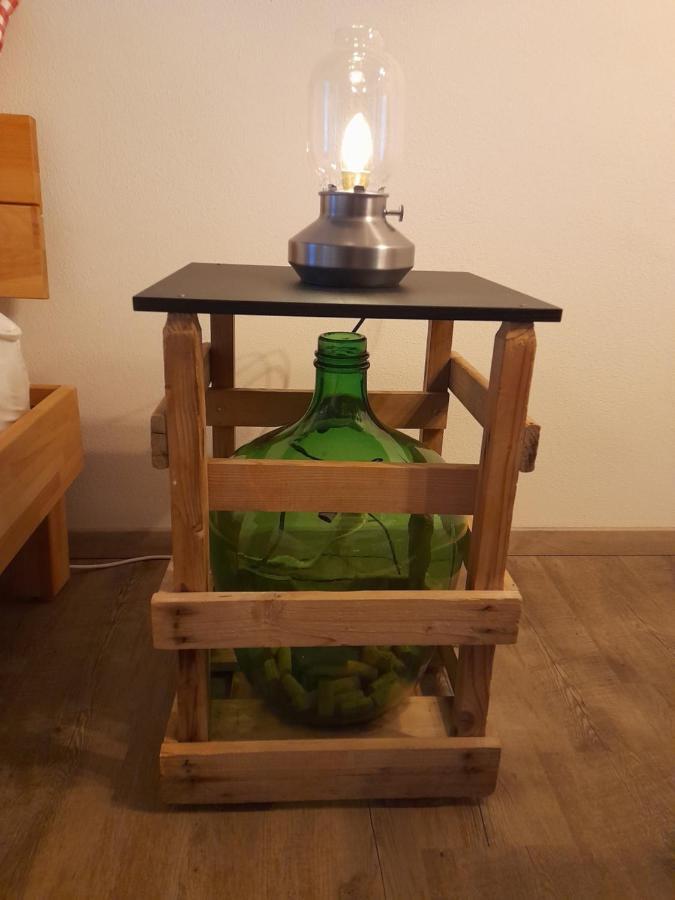 Studio Chez Un Vigneron Au Village Au 2Eme Etage Sans Ascenseur Villeneuve Ngoại thất bức ảnh